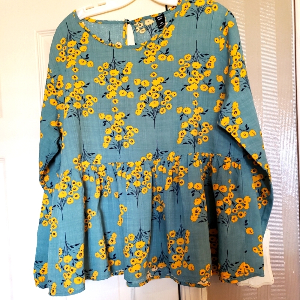 🌼Ladies top